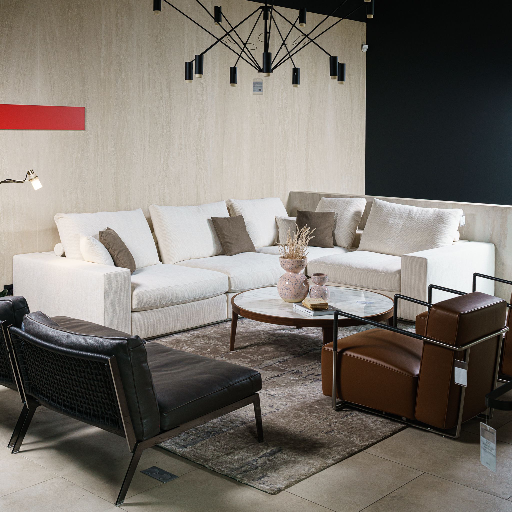 Элитная мебель Италии в наличии, купить эксклюзивную мебель в