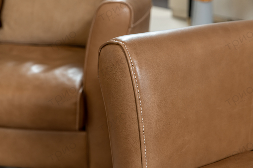 Кресло Diner Plume Creme Leather от Baxter