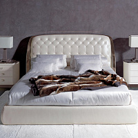 Кровать Damasse от Rugiano
