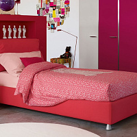 Кровать Nathalie от Flou