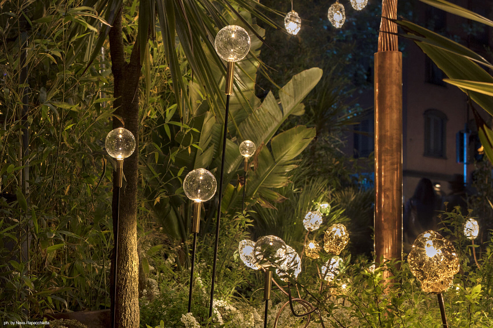 Садово-парковый светильник Syphasfera от Catellani & Smith