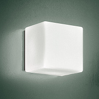 Универсальный светильник Cubi от Leucos