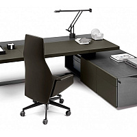 Письменный стол Jobs desk от Poltrona Frau