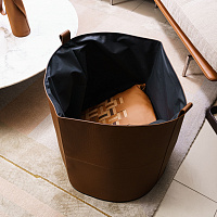 Кожаная корзина Leather Basket L от Poltrona Frau